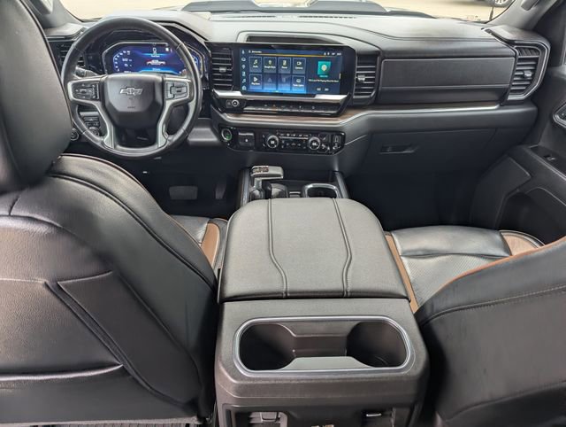 Used 2023 Chevrolet Silverado 1500 LT Trail Boss w/ Protection Package image 16