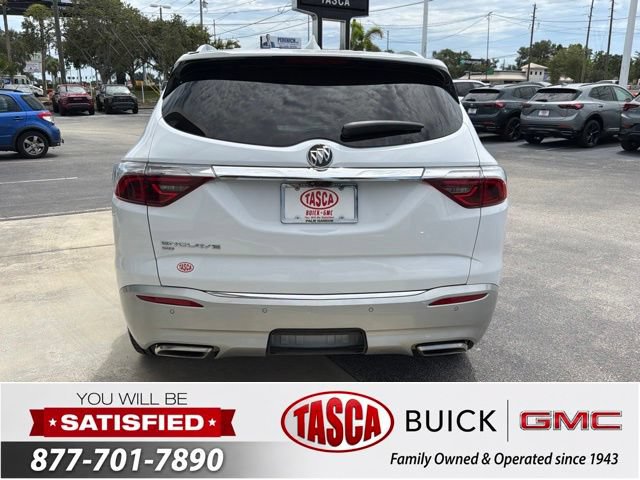 Used 2022 Buick Enclave Premium AWD/4WD image 7