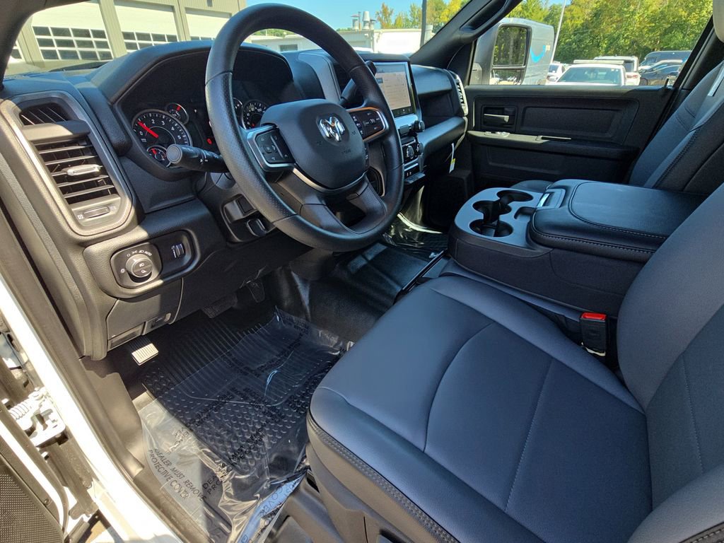 New 2026 RAM 2500 Tradesman w/ Chrome Appearance Group image 16
