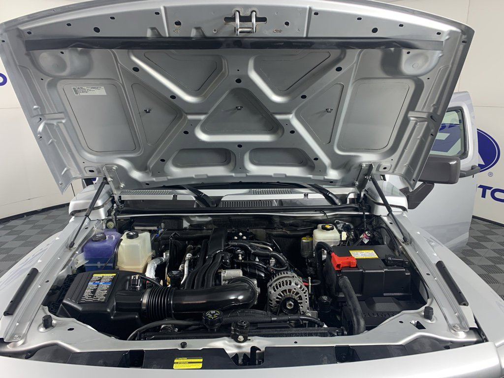 Used 2009 HUMMER H3 Alpha image 11