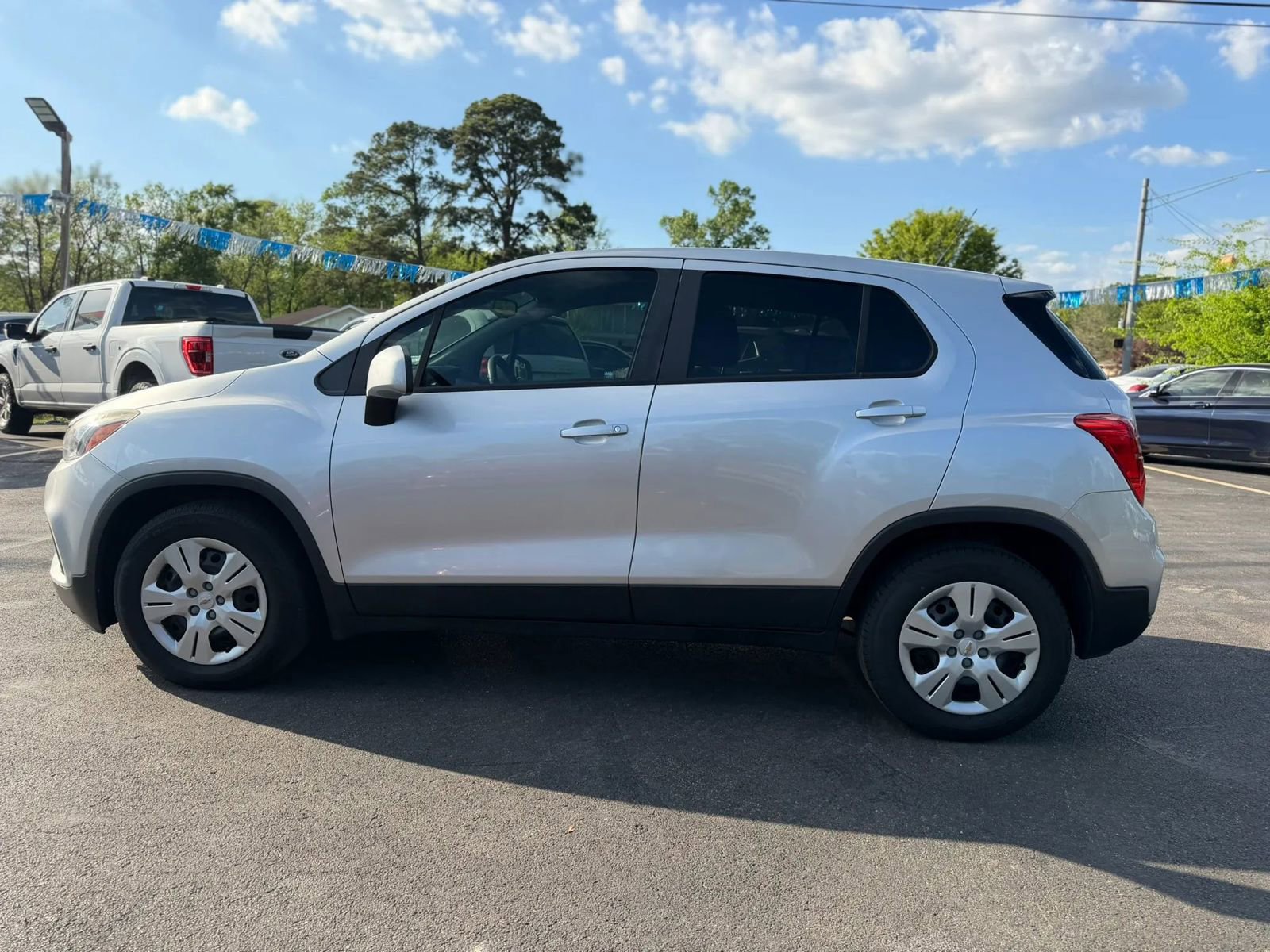 Used 2018 Chevrolet Trax LS image 8