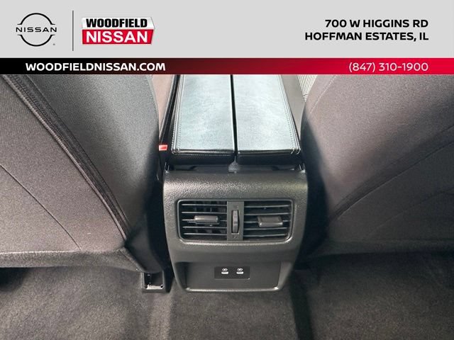 Certified 2026 Nissan Rogue SV AWD/4WD image 28