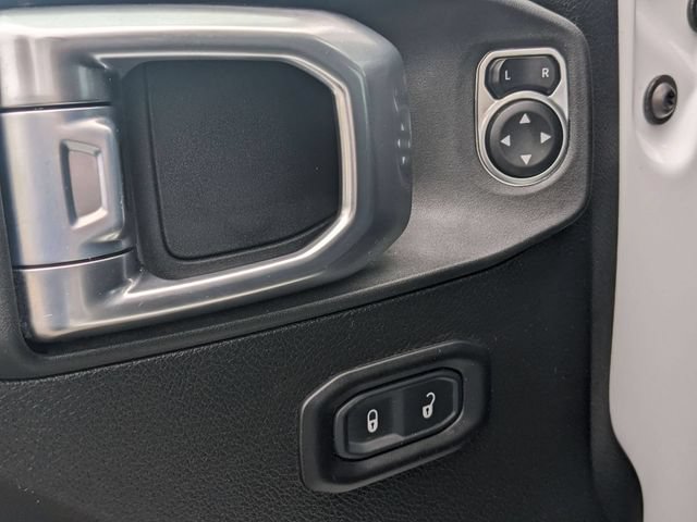 Used 2026 Jeep Gladiator Mojave AWD/4WD image 15