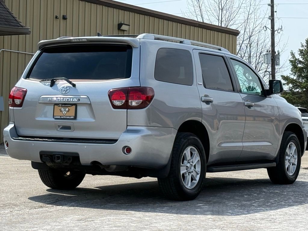 Used 2019 Toyota Sequoia SR5 AWD/4WD image 5