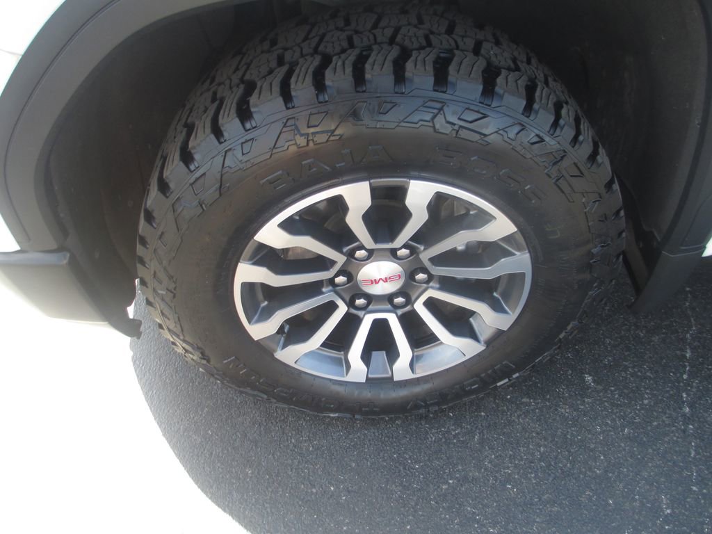 Used 2019 GMC Sierra 1500 4x4 Crew Cab w/ Convenience Package image 15