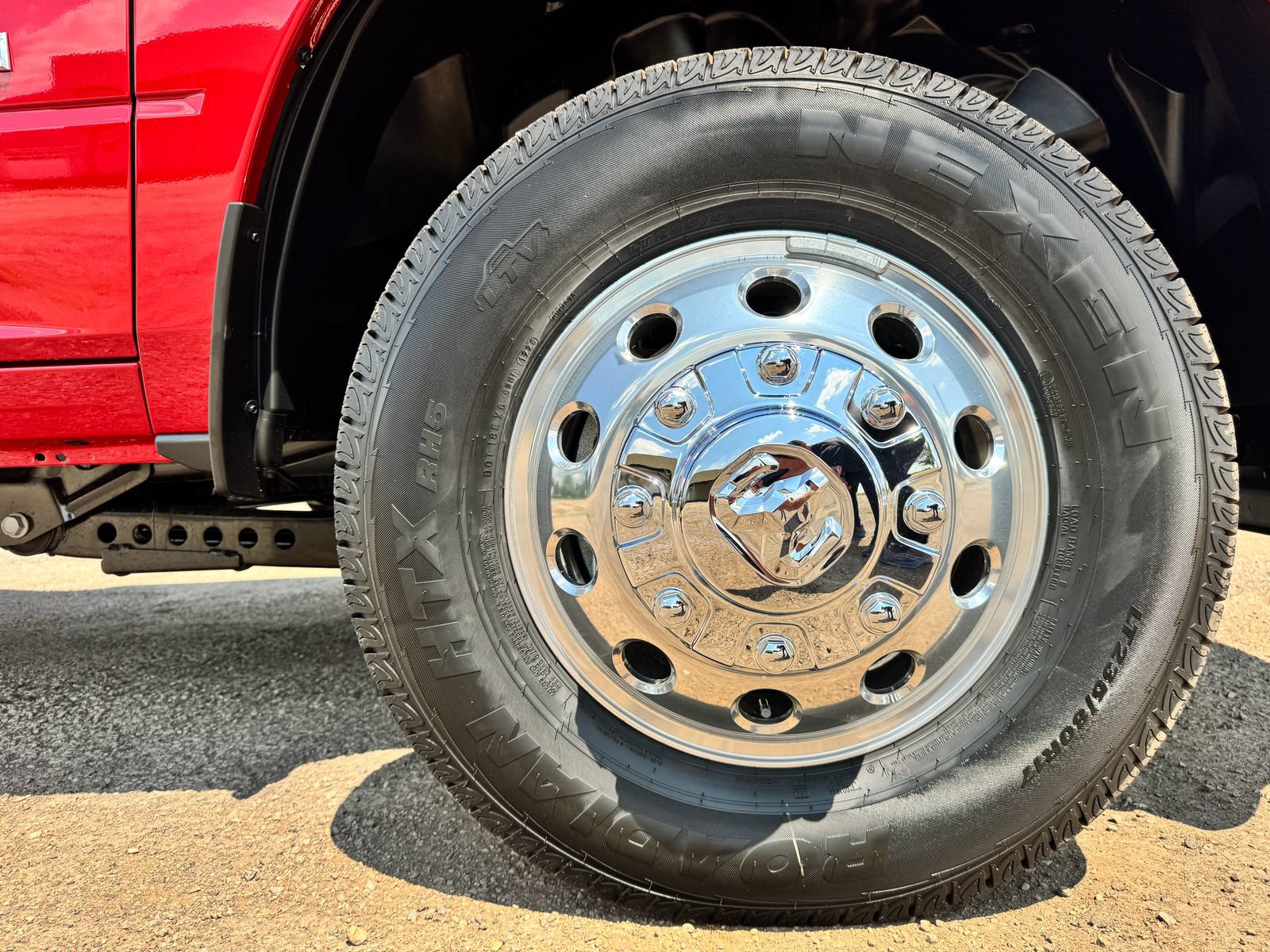 New 2027 RAM 3500 Big Horn AWD/4WD image 26