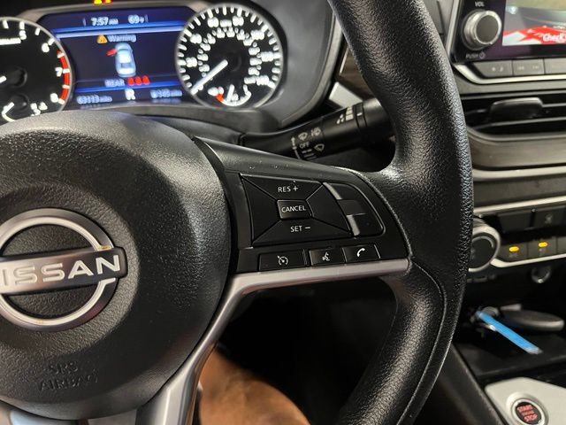 Used 2024 Nissan Altima 2.5 SV FWD image 27