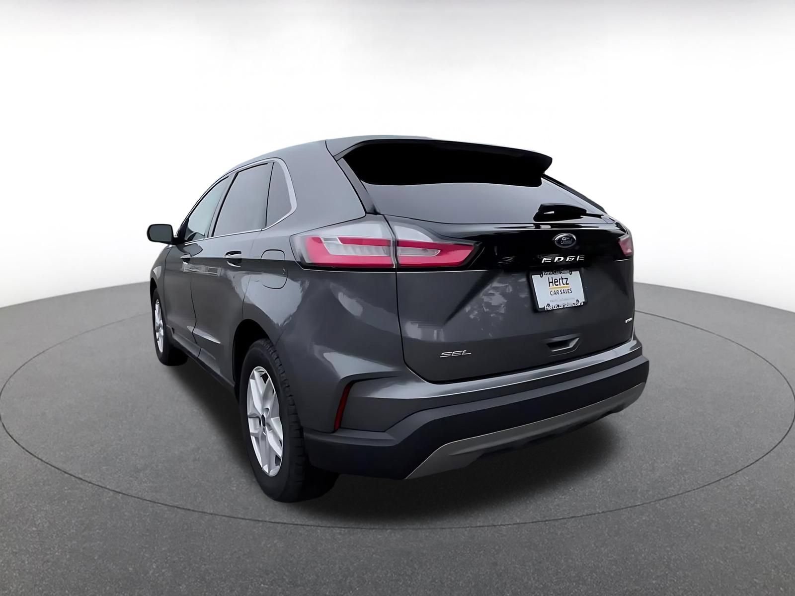 Used 2024 Ford Edge SEL AWD/4WD image 11