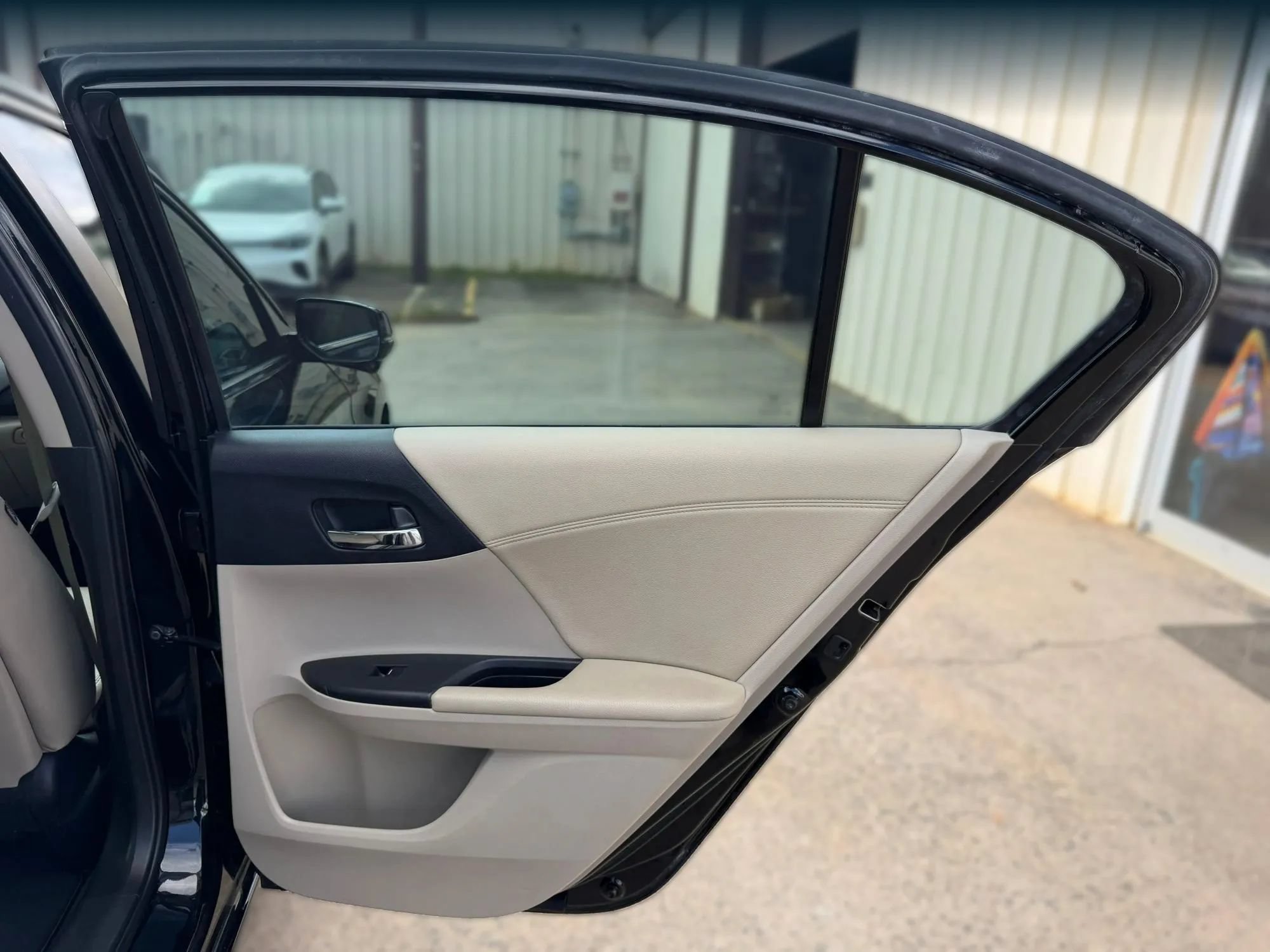 Used 2013 Honda Accord EX-L image 17