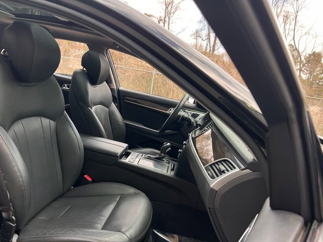 Used 2017 Genesis G80 3.8 w/ Option Group 02 image 32