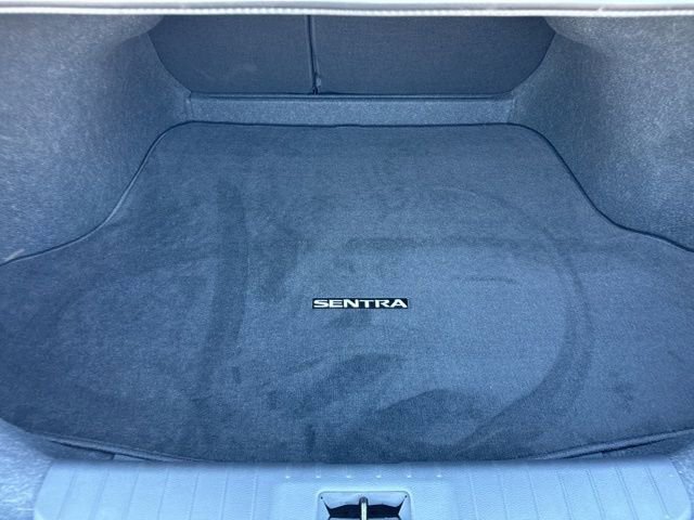 Used 2024 Nissan Sentra SR w/ SR Premium Package image 16