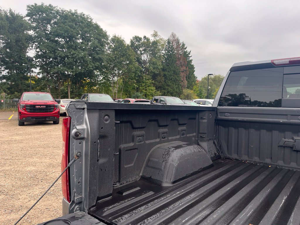 Used 2021 Chevrolet Silverado 1500 LT w/ All Star Edition Plus AWD/4WD image 10