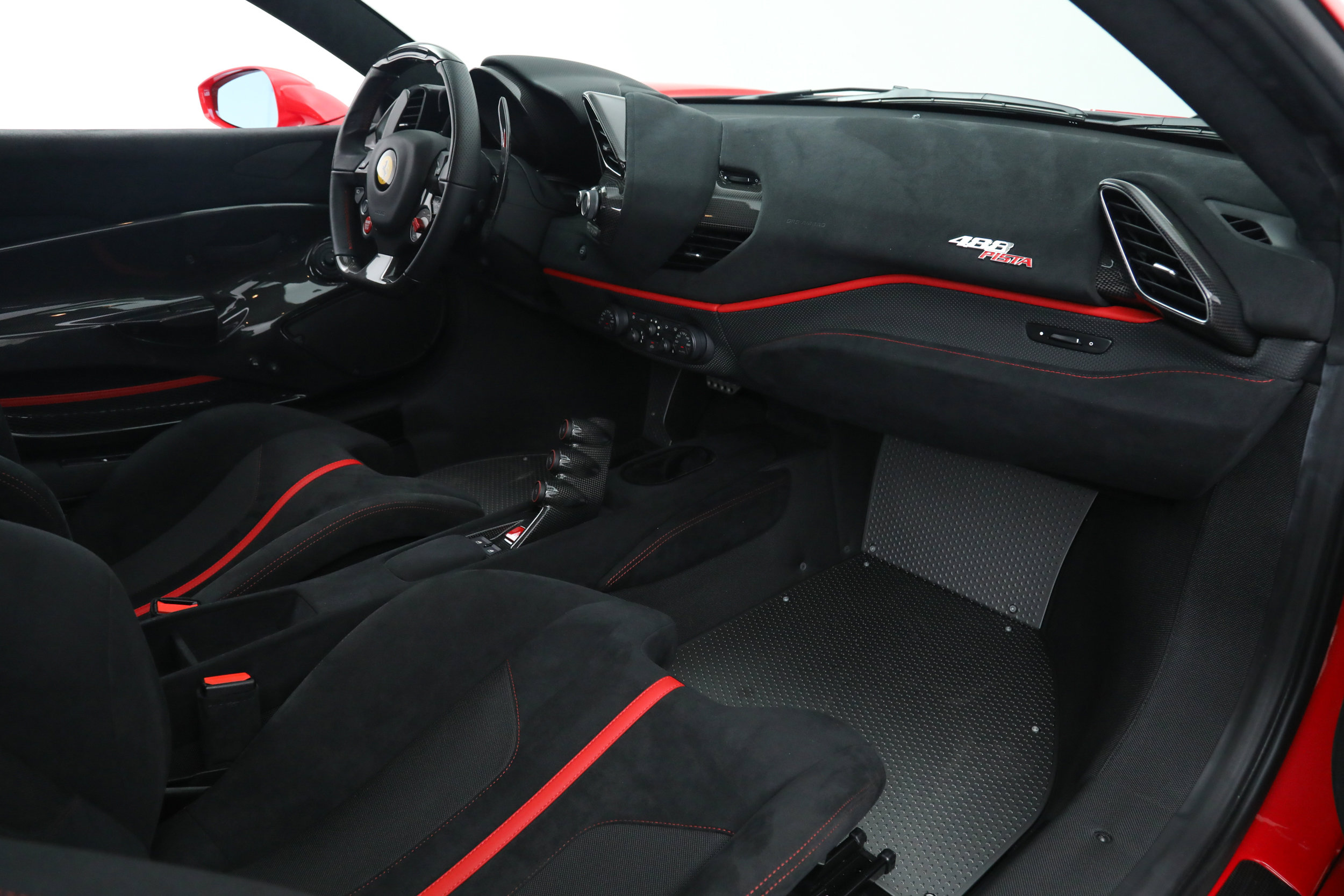 Certified 2020 Ferrari 488 Pista Coupe RWD image 45