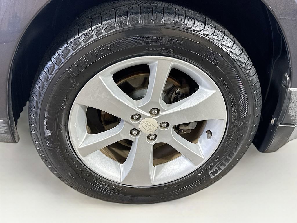 Used 2013 Subaru Outback 2.5i Premium AWD/4WD image 37