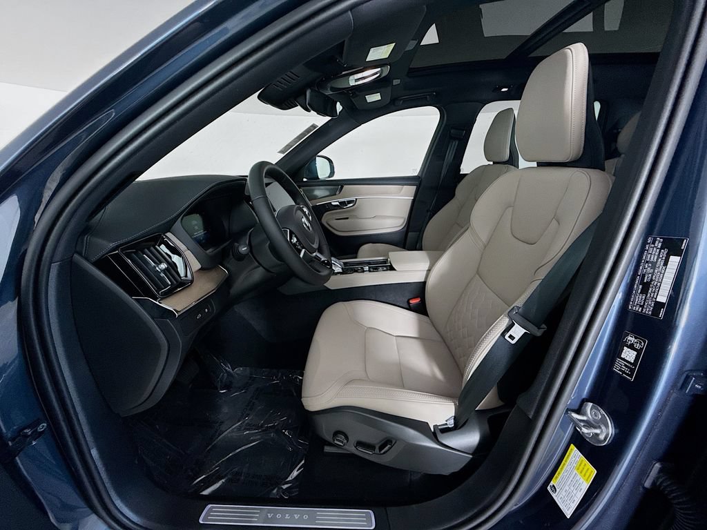 New 2026 Volvo XC90 T8 Plus w/ Protection Package Premier AWD/4WD image 22