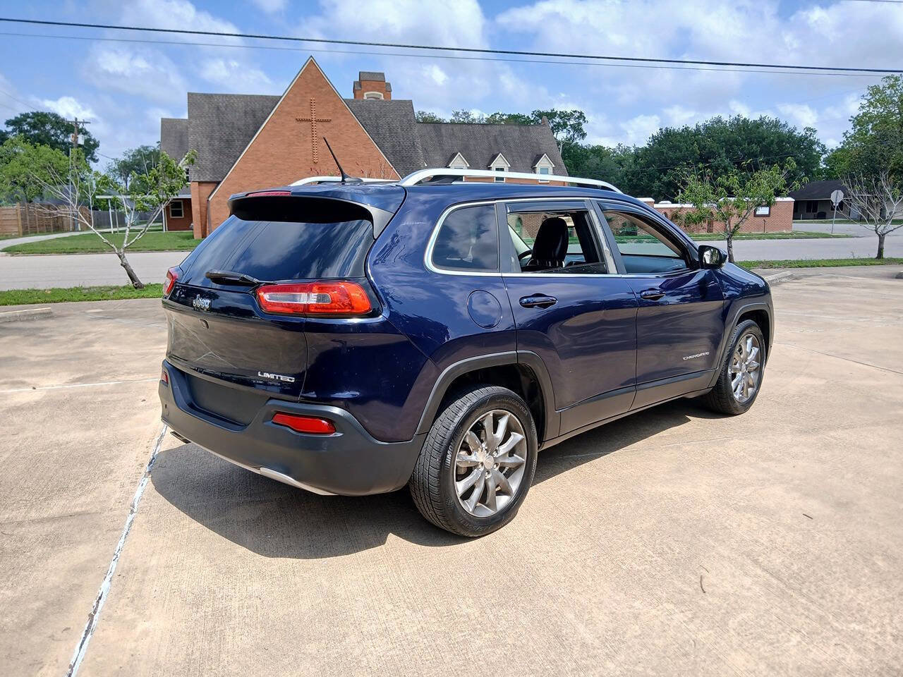 Used 2014 Jeep Cherokee Limited FWD image 8