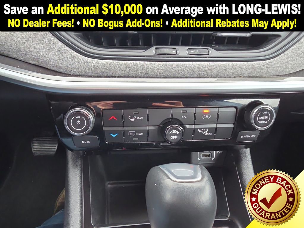 Used 2024 Jeep Compass Latitude image 29