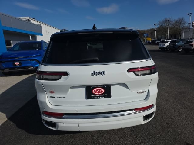 Used 2022 Jeep Grand Cherokee L Summit AWD/4WD image 3