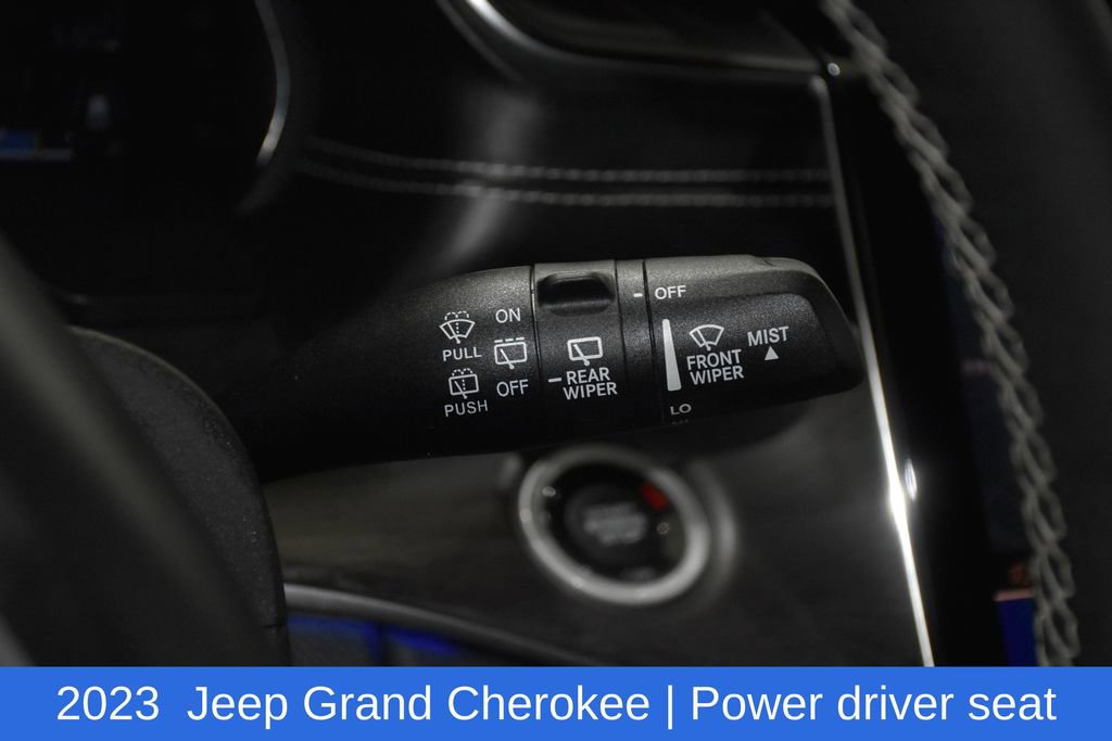 Used 2023 Jeep Grand Cherokee Overland image 12