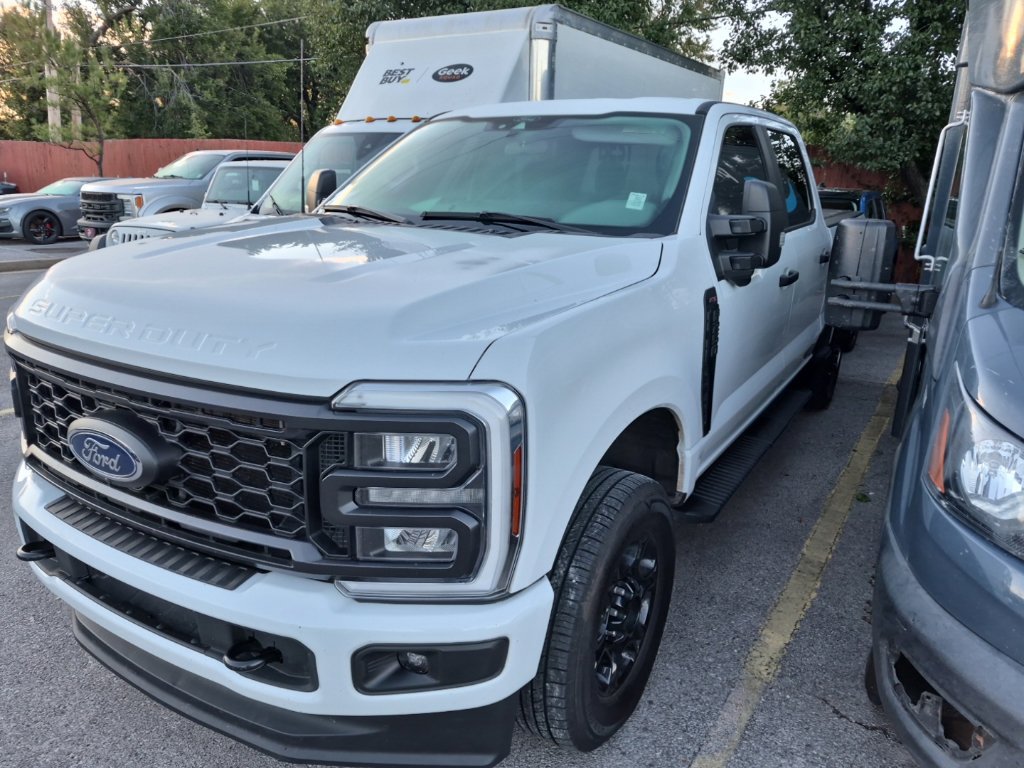 Used 2024 Ford F250 XL w/ STX Appearance Package AWD/4WD image 4