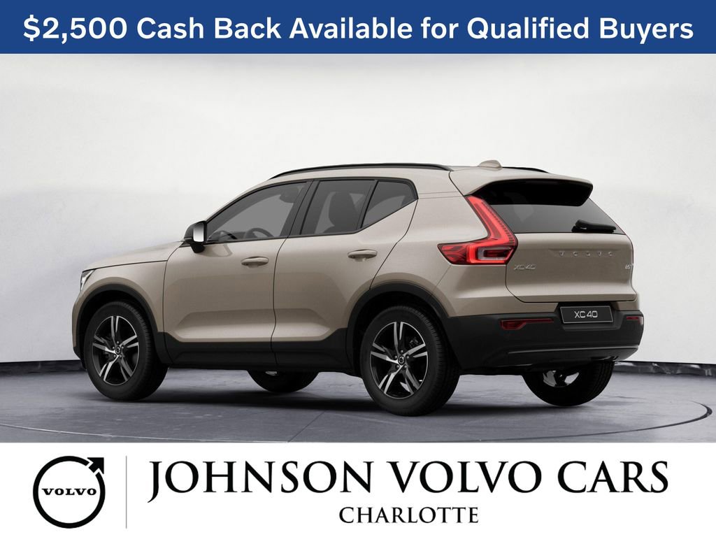 New 2026 Volvo XC40 B5 Core image 4