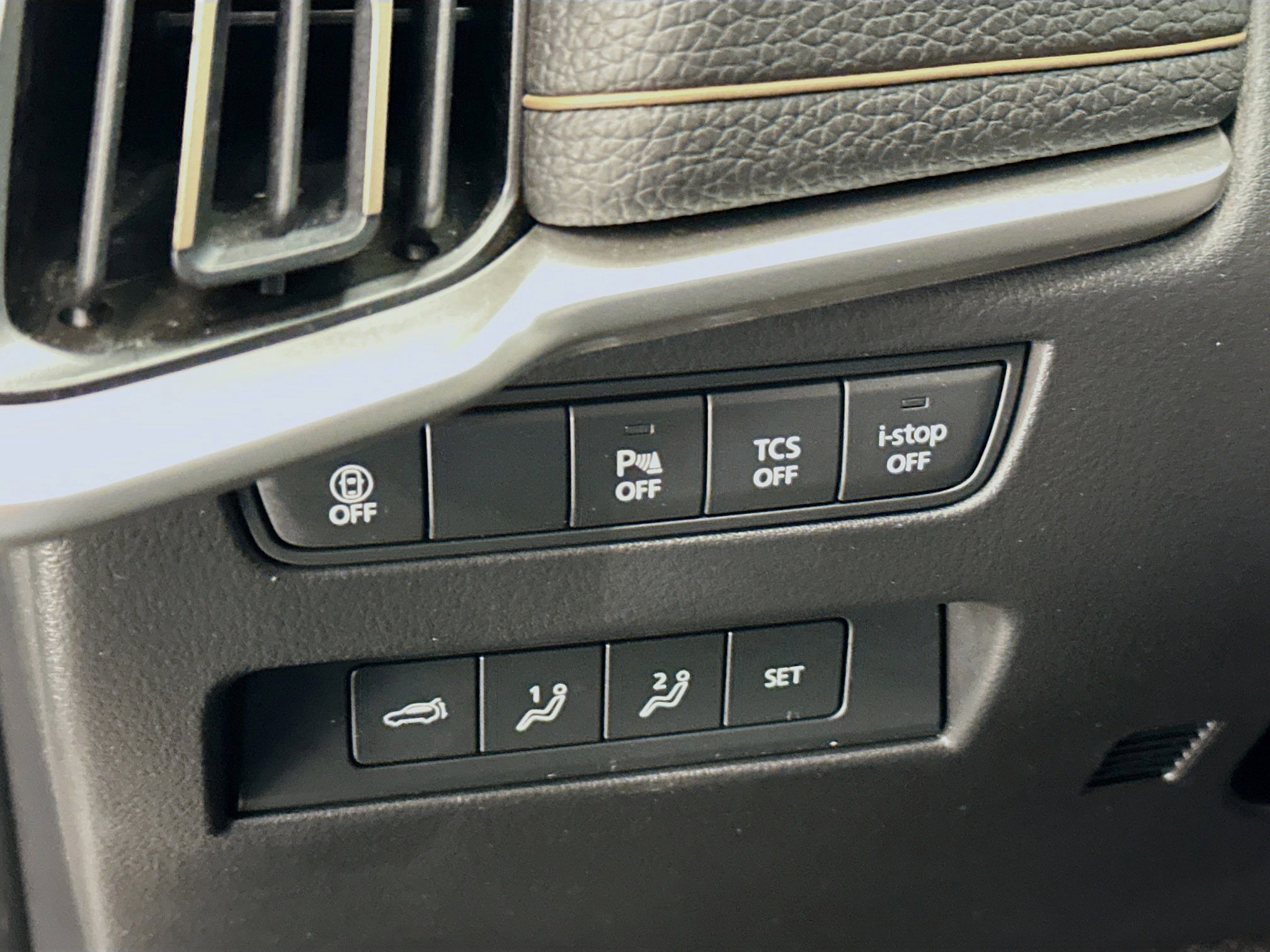 Used 2025 MAZDA CX-90 3.3 Turbo w/ Premium Sport Pkg image 17