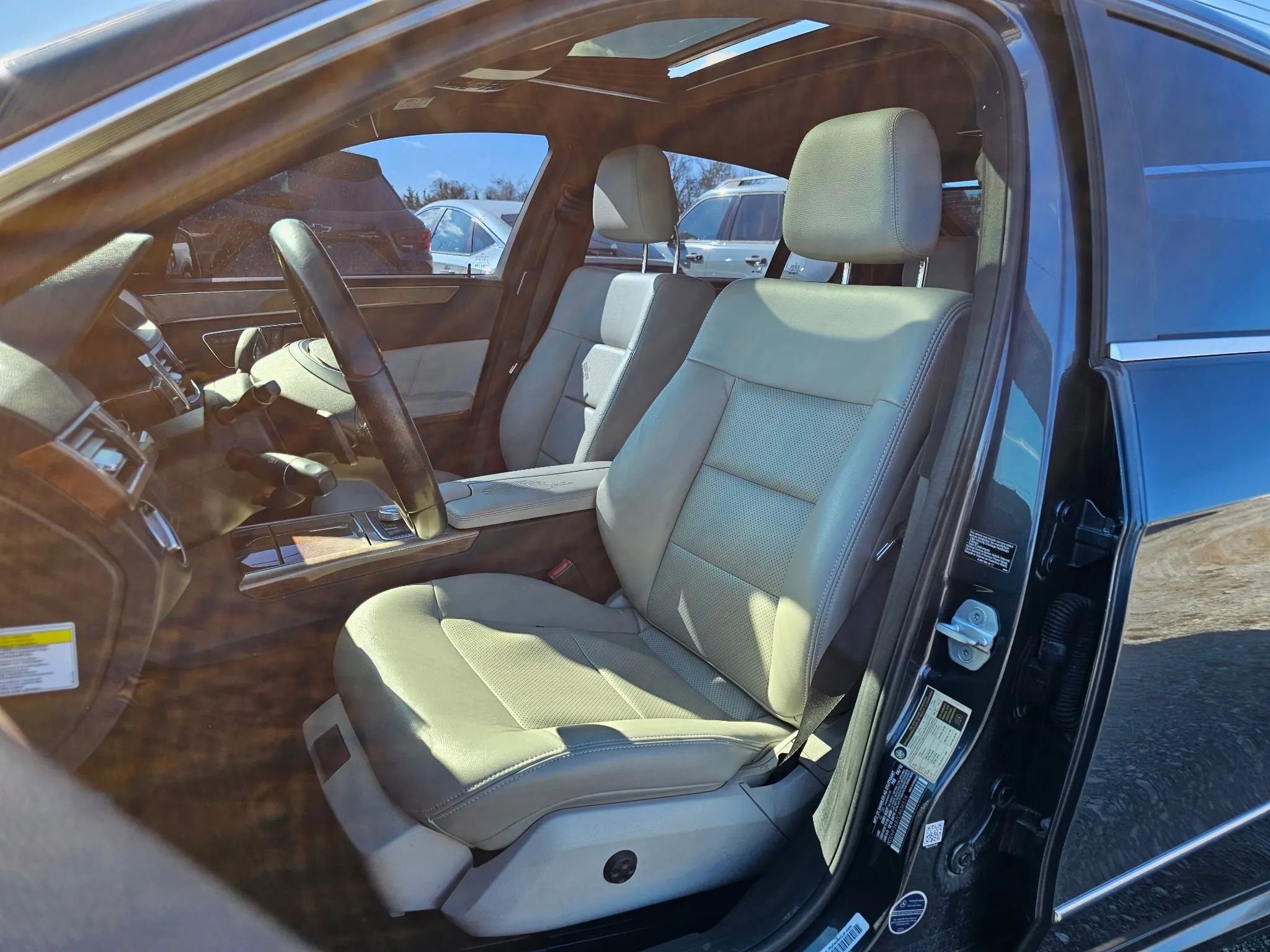Used 2012 Mercedes-Benz E 350 Sedan image 8