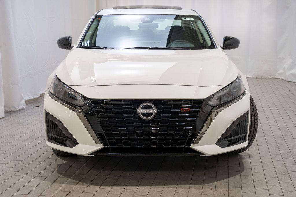 New 2025 Nissan Altima 2.5 SR w/ SR Premium Package image 2