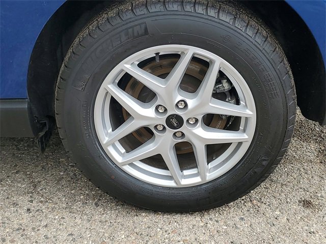 Used 2023 Ford Edge SEL w/ Convenience Package image 5