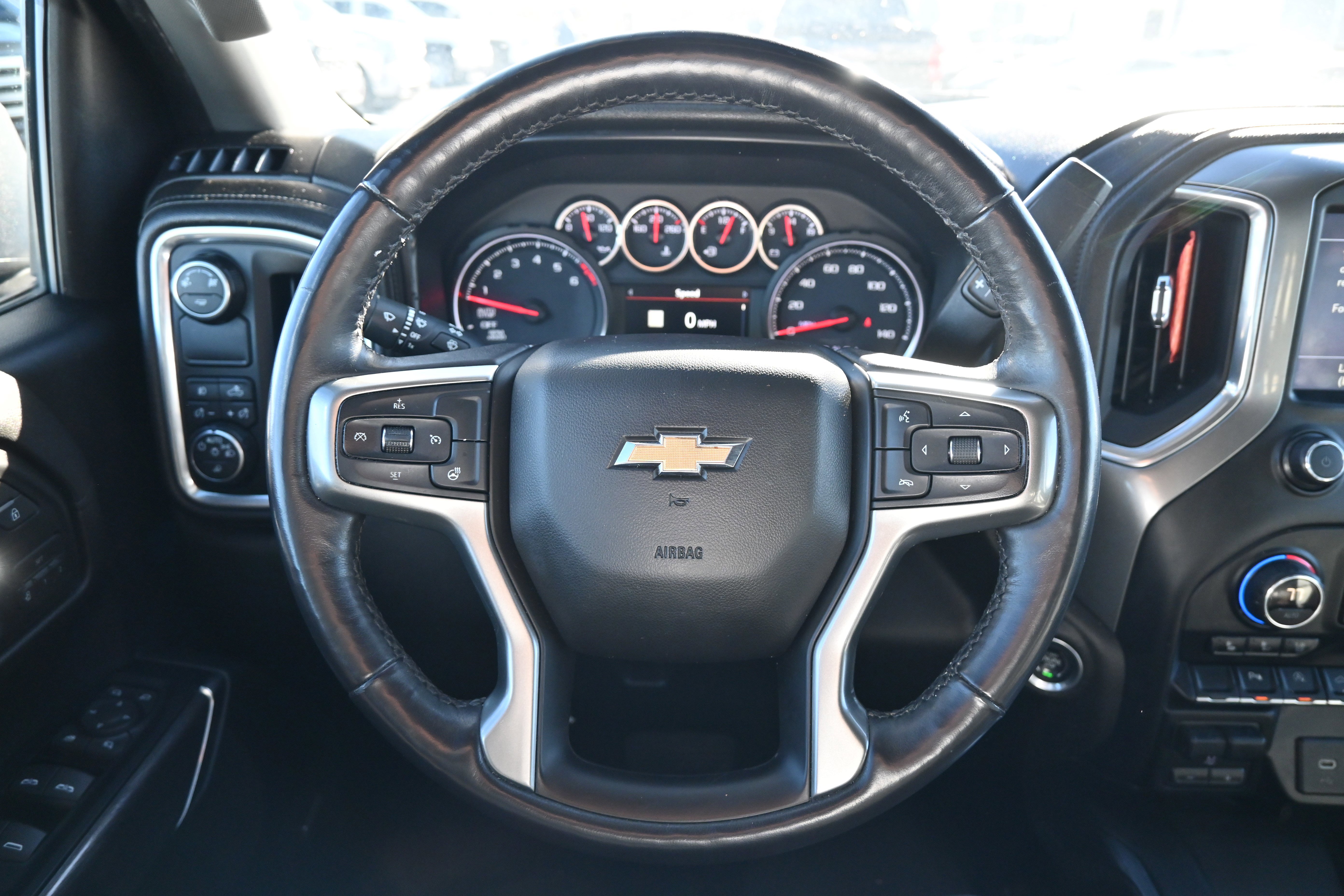 Used 2019 Chevrolet Silverado 1500 LTZ w/ LTZ Convenience Package image 18