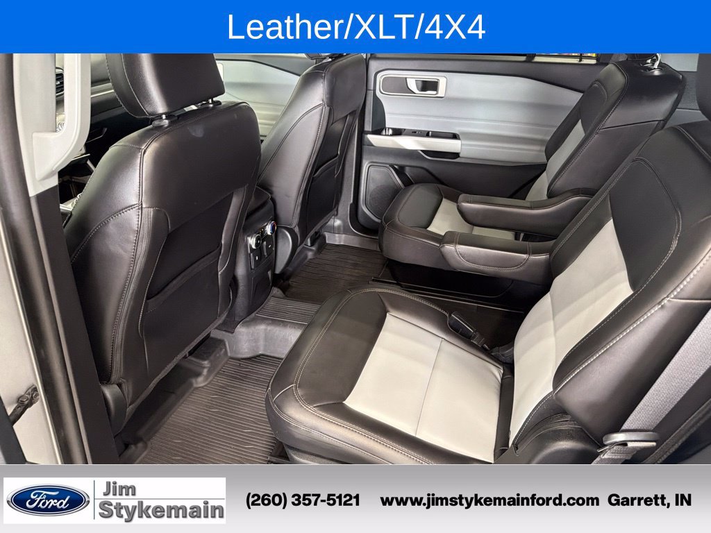 Used 2023 Ford Explorer XLT w/ XLT Sport Appearance Package AWD/4WD image 31
