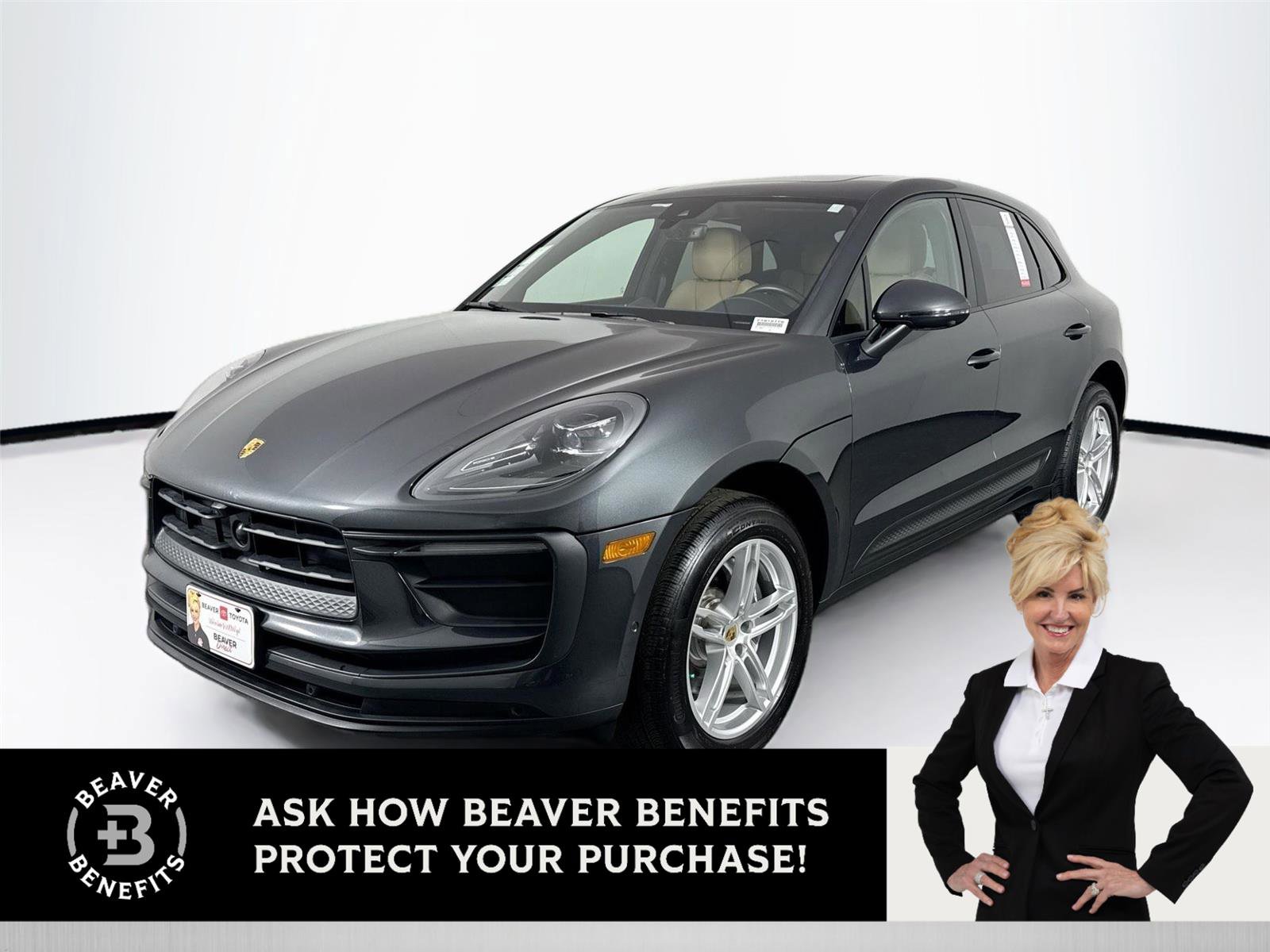 Used 2024 Porsche Macan T w/ Premium Plus Package
