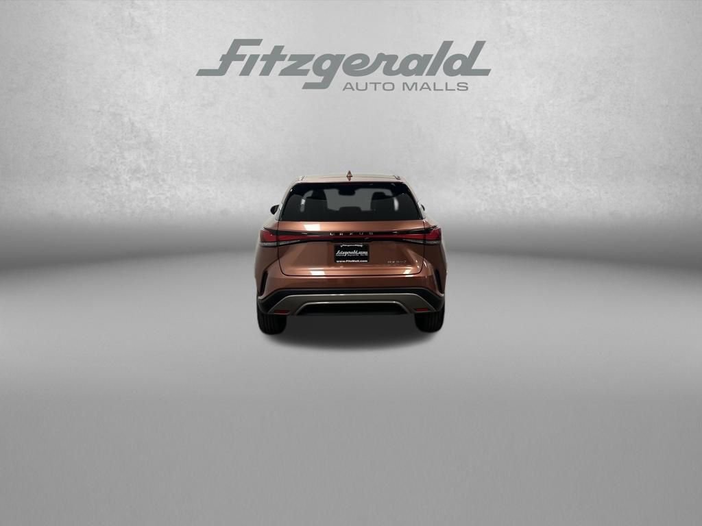 Used 2023 Lexus RX 350 350 Luxury w/ Cold Area Package image 4