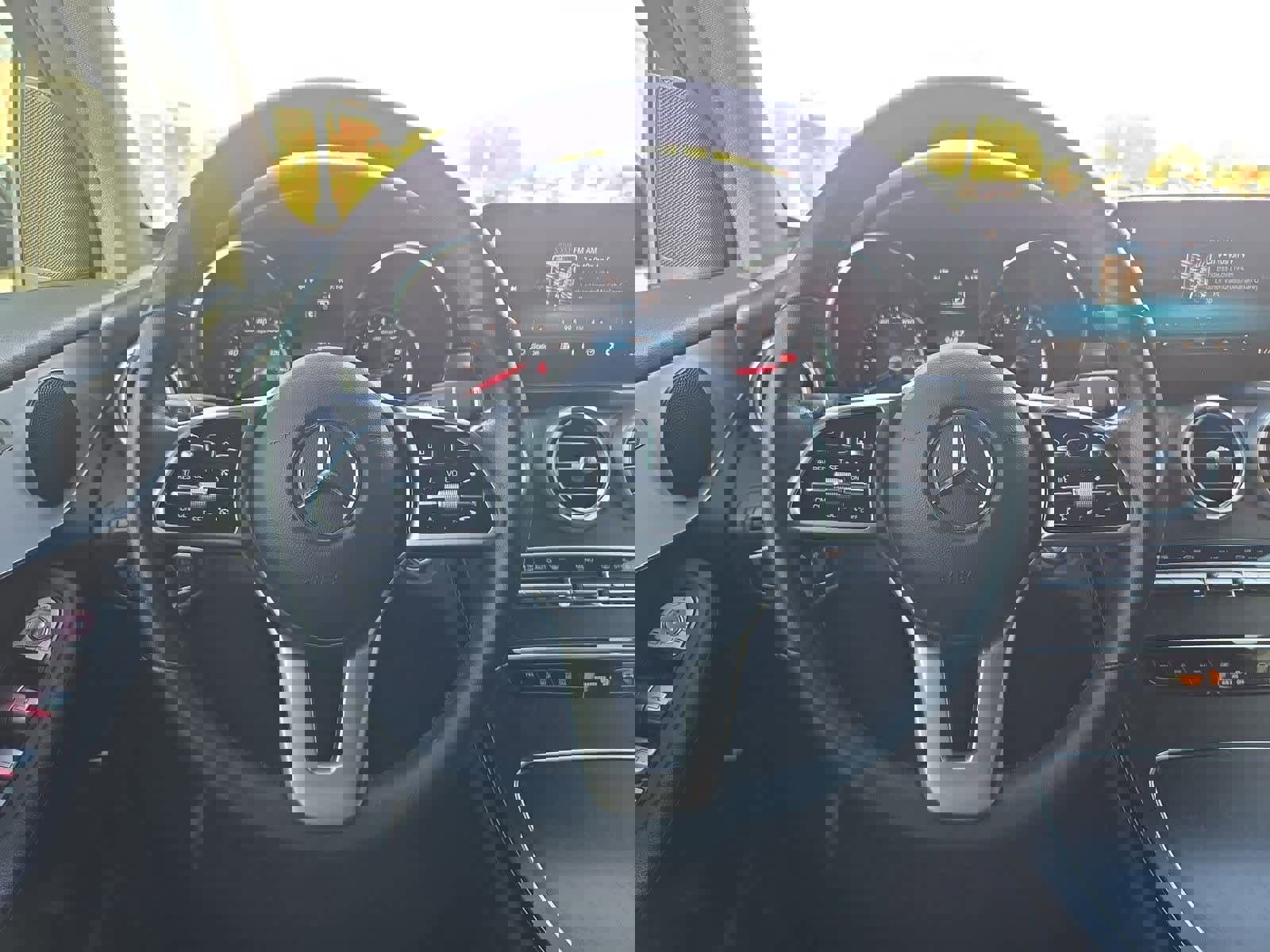 Used 2022 Mercedes-Benz GLC 300 image 21