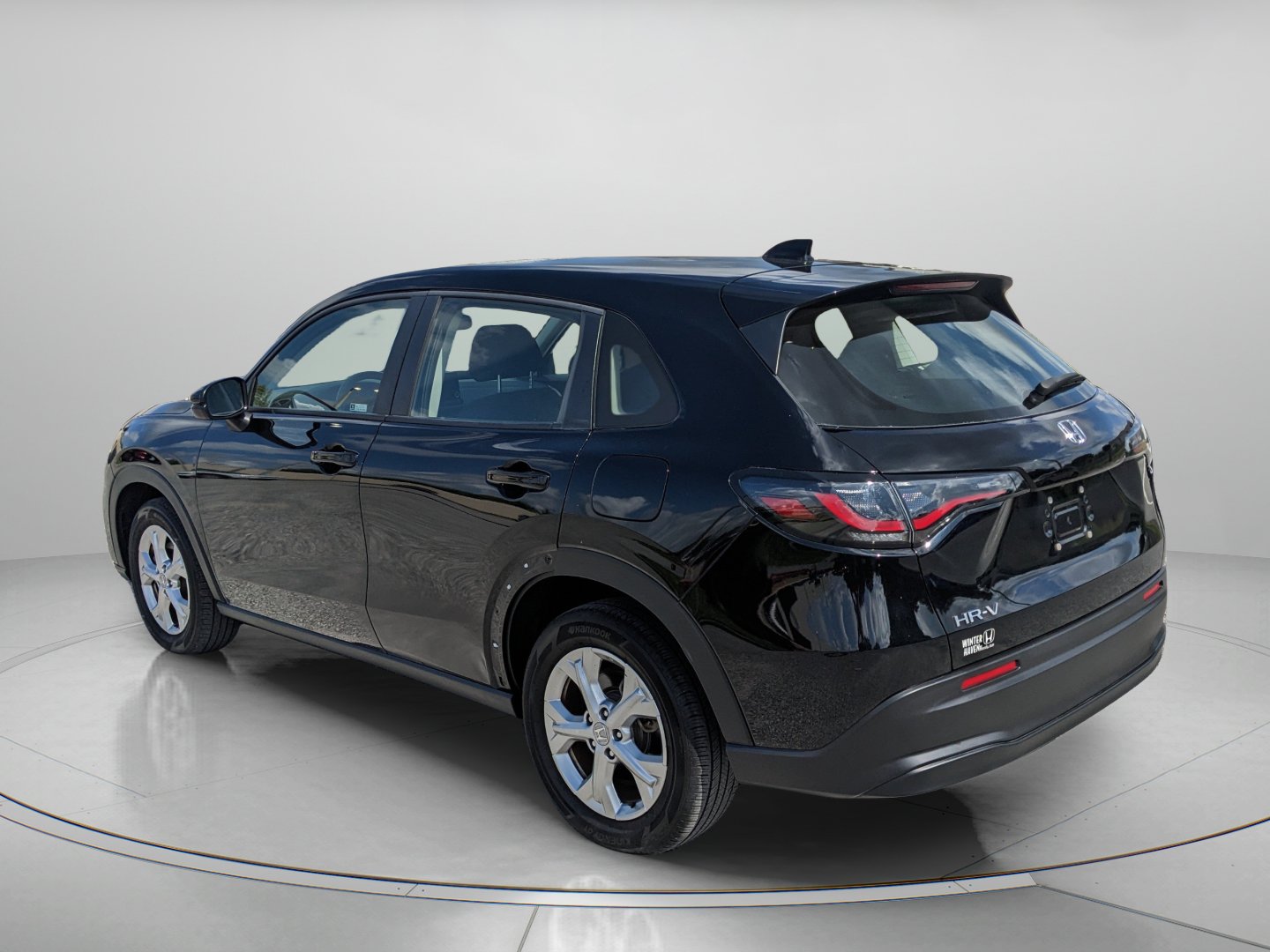 Used 2024 Honda HR-V LX image 6