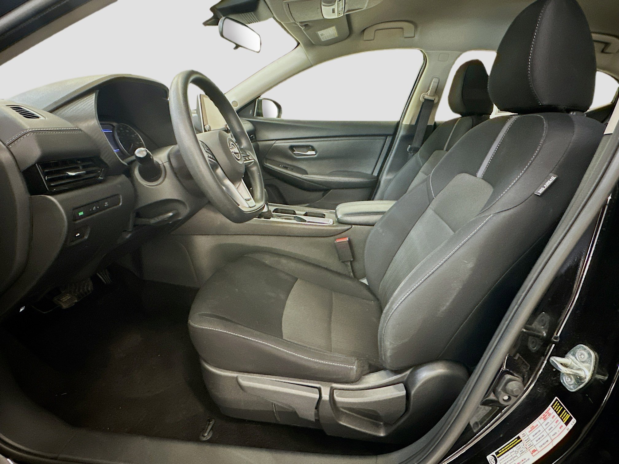 Used 2024 Nissan Sentra SV FWD image 13
