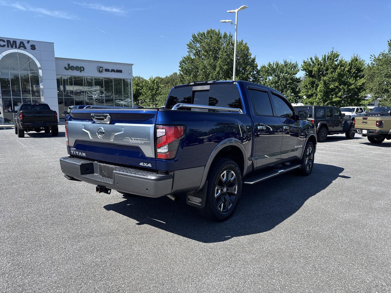 Used 2021 Nissan Titan Platinum Reserve w/ Moonroof Package AWD/4WD image 5