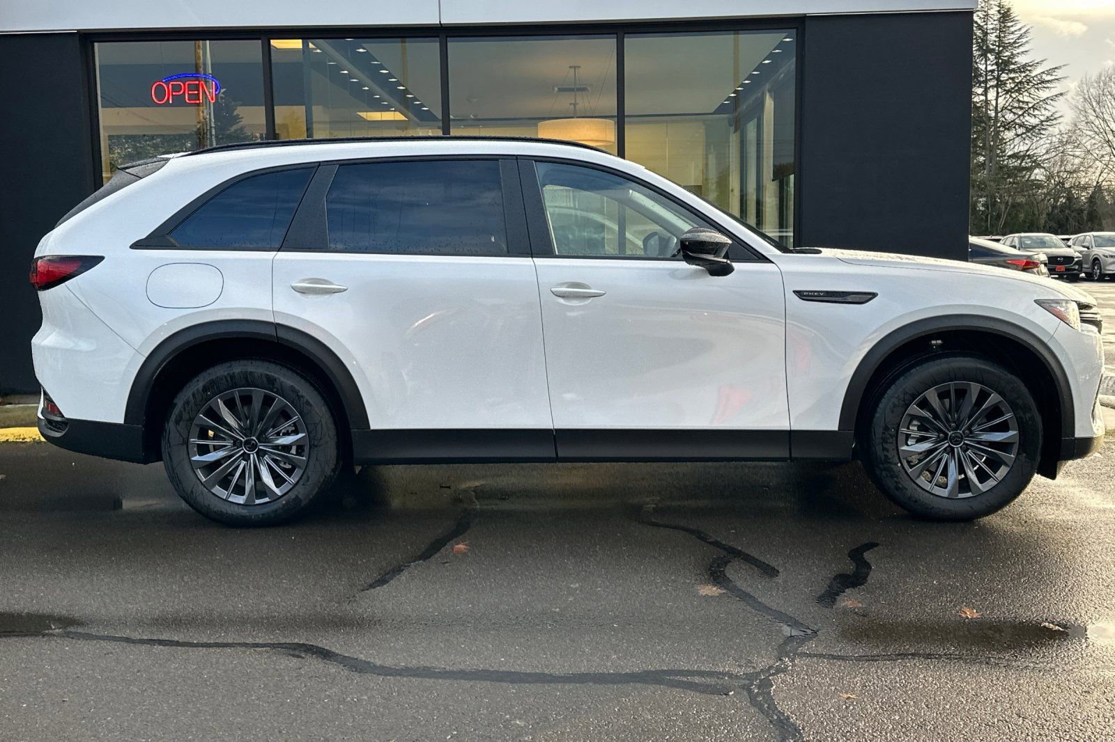 New 2026 MAZDA CX-70 SC AWD/4WD image 2