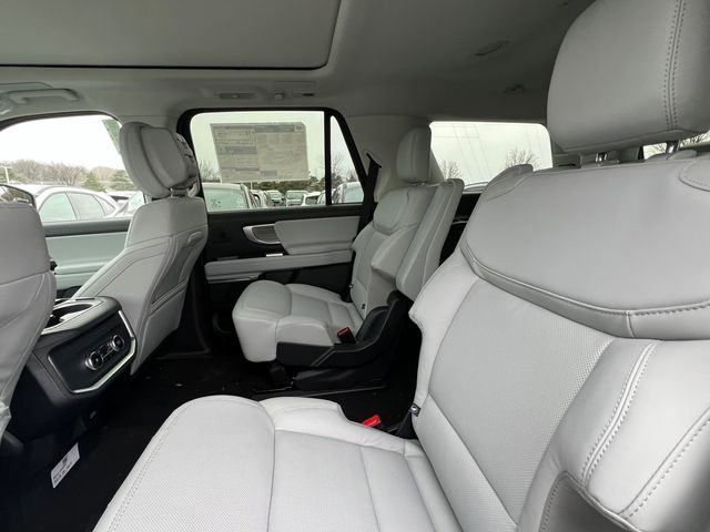 New 2026 Ford Expedition Platinum w/ Driver's Package image 17