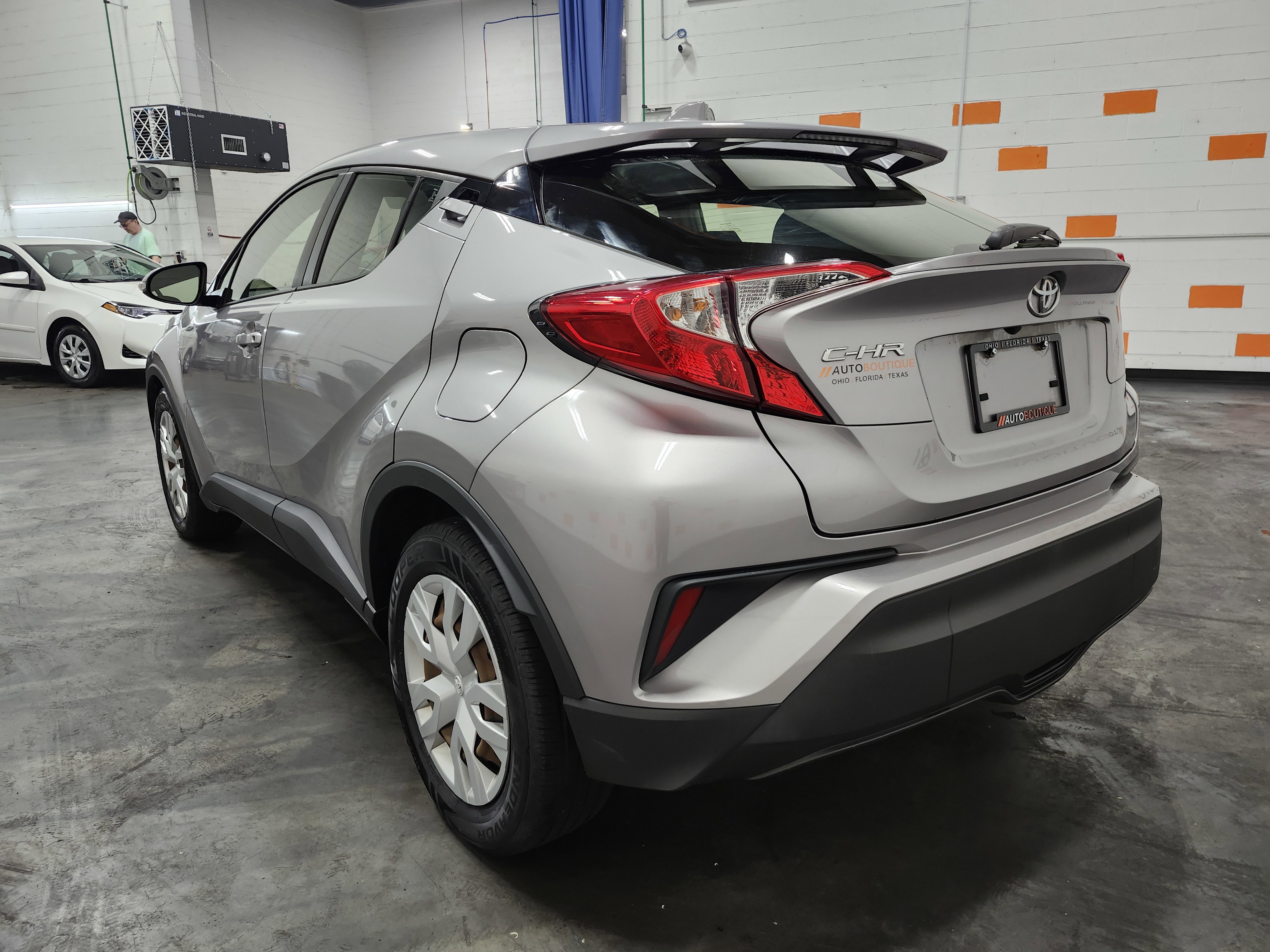 Used 2019 Toyota C-HR LE image 13