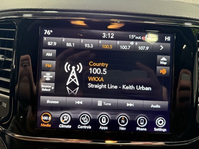 Used 2020 Jeep Grand Cherokee Laredo w/ Quick Order Package 2BN North image 17