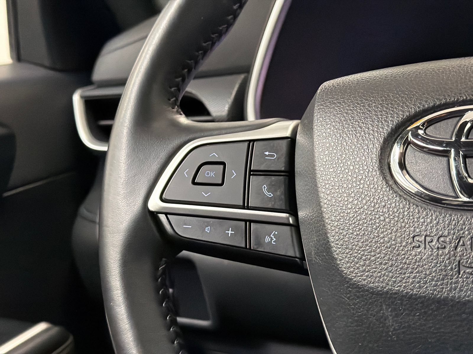 Used 2022 Toyota Highlander XSE AWD/4WD image 24