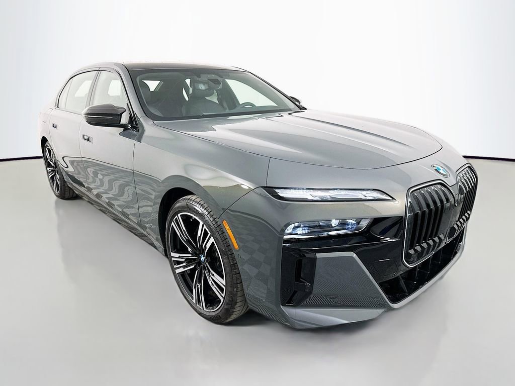 New 2026 BMW 760i xDrive w/ Executive Package image 3
