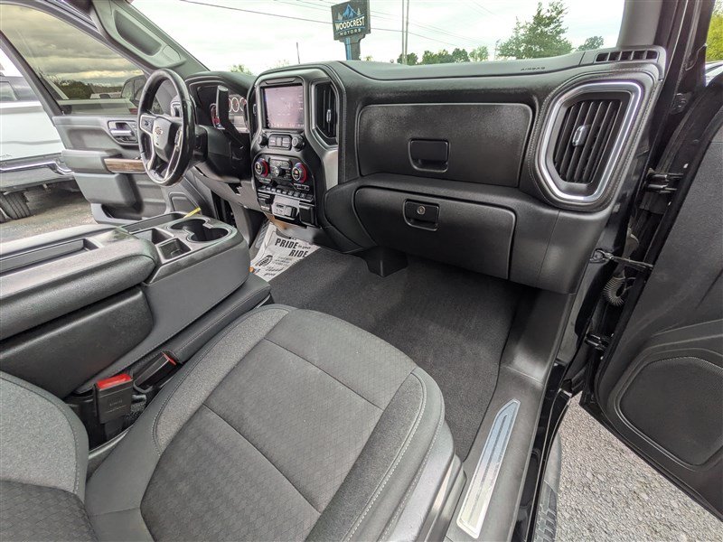 Used 2020 Chevrolet Silverado 2500 LT w/ Texas Edition AWD/4WD image 21