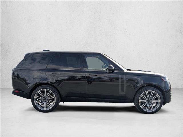 New 2026 Land Rover Range Rover SE image 4