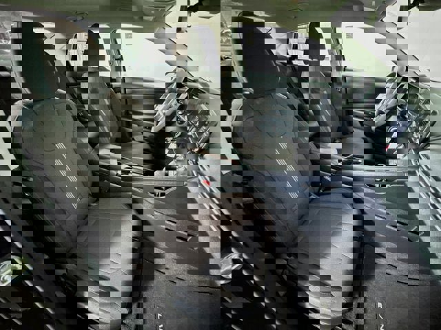 Used 2021 Hyundai Elantra SE image 22