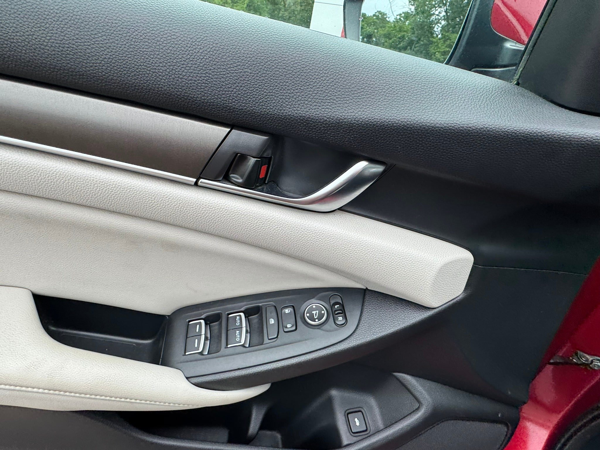 Used 2018 Honda Accord Hybrid image 22