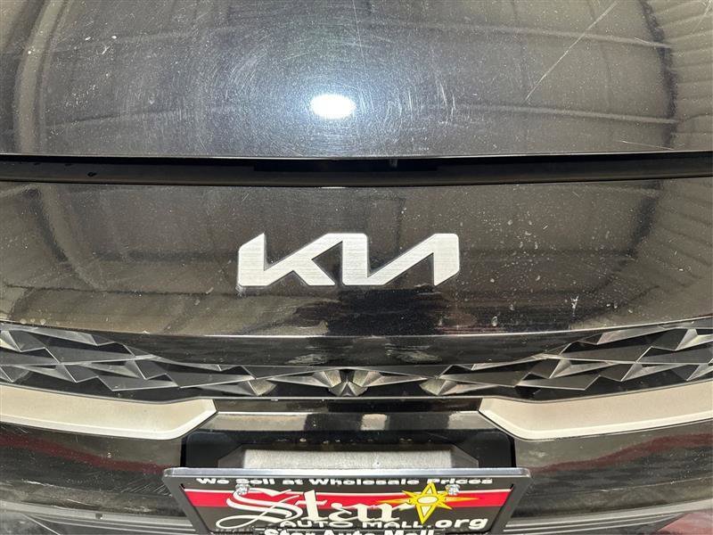 Used 2022 Kia Forte LXS image 23