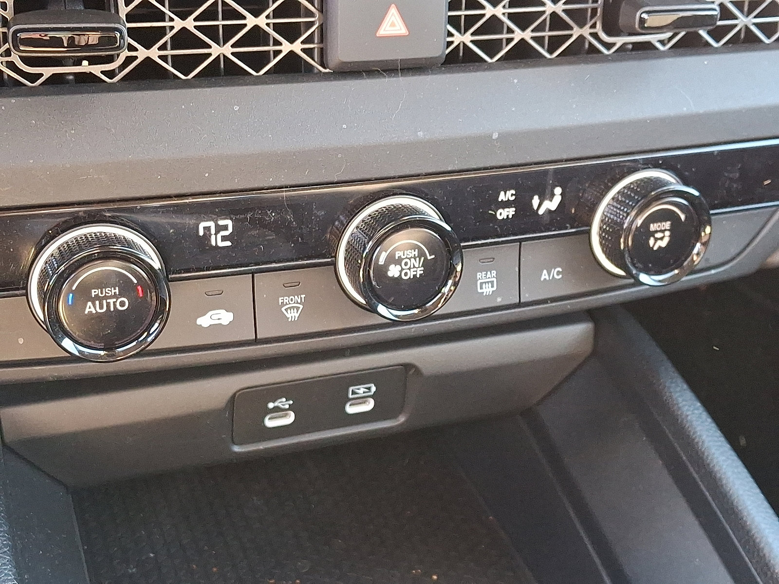 Certified 2025 Honda Accord LX image 15