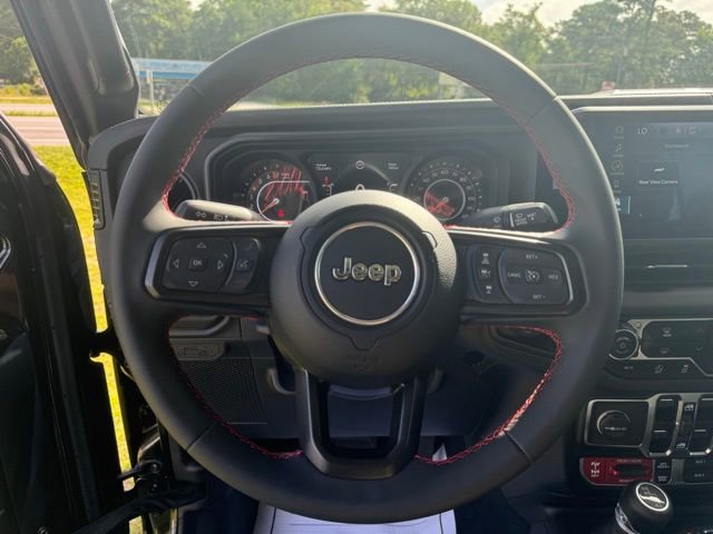 Used 2024 Jeep Gladiator Rubicon w/ Steel Bumper Group image 8